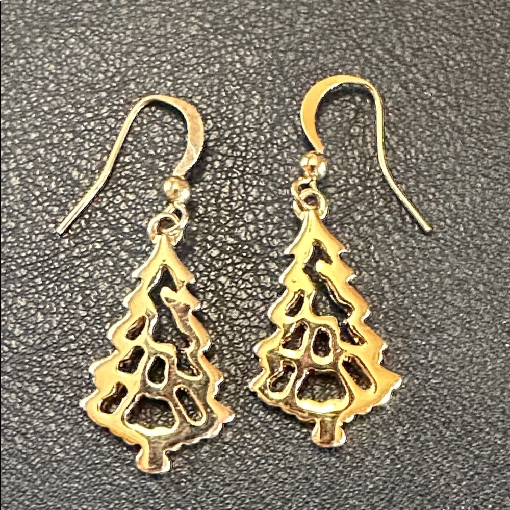 3.  Gold Tone Unsigned Christmas Tree Dangle Wire Back Earrings